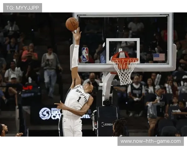 马刺队不断突破自我，未来可期，马刺队2021